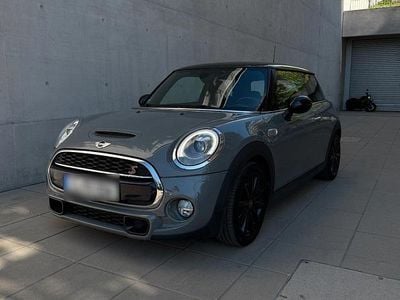 Usata Mini Cooper S 192 CV (141 kW) 2016 Grigio Utilitaria