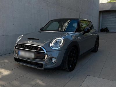 Używany Mini Cooper S Chili 192 KM (141 kW) 2016 Szary Hatchback