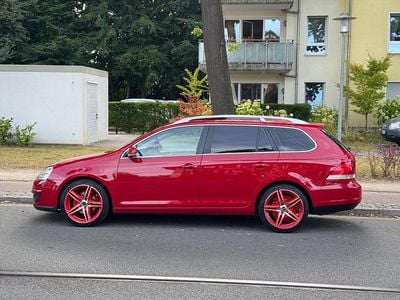 Gebraucht VW Golf VI Edition 122 PS (89 kW) 2010 Rot Kleinwagen