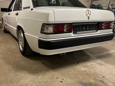 Usata Mercedes 190 71 CV (52 kW) 1991 Bianco Berlina