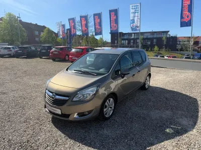 Begagnad Opel Meriva Style 140 HK (102 kW) 2015 Grå Minibuss