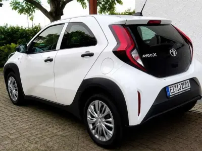 Gebraucht Toyota Aygo X 72 PS (52 kW) 2022 Weiß SUV