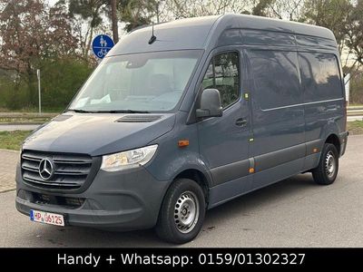 Używany Mercedes Sprinter 143 KM (105 kW) 2020 Szary Van