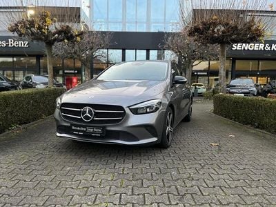 Gebraucht Mercedes B200 150 PS (110 kW) 2021 Grau Van / Kleinbus