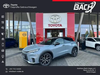 Gebraucht Lexus LBX 136 PS (100 kW) 2025 Manhattengrau / schwarz SUV