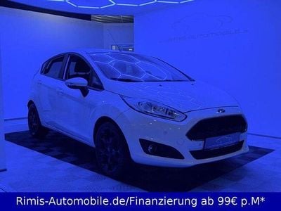 Gebraucht Ford Fiesta Celebration 118 PS (86 kW) 2016 Weiß Limousine