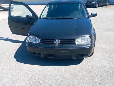 VW Golf IV