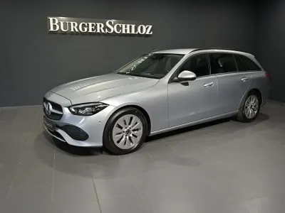 Gebraucht Mercedes C200 163 PS (119 kW) 2023 Metalliclack hightechsilber Limousine