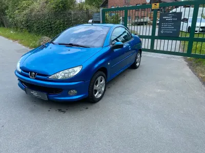 Occasion Peugeot 206 CC 109 PK (80 kW) 2005 Blauw Cabriolet