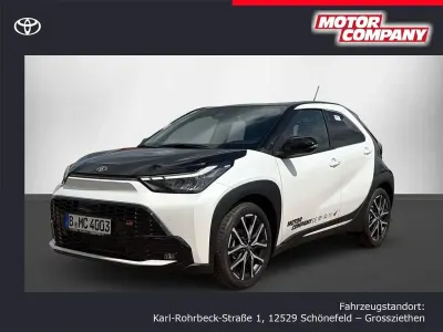 Neu Toyota Aygo X Sport 116 PS (85 kW) 2026 Weiß SUV