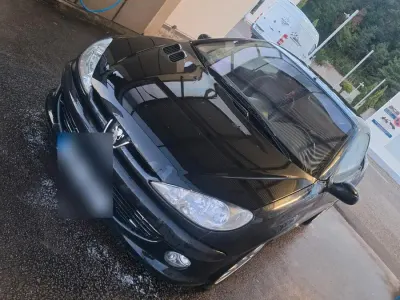 Gebraucht Peugeot 206 CC 136 PS (100 kW) 2003 Schwarz Cabrio