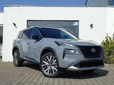 Neu Nissan X-Trail Tekna+ 213 PS (156 kW) 2026 Grau SUV