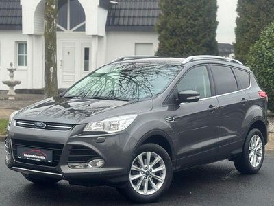 Gebraucht Ford Kuga Titanium 150 PS (110 kW) 2016 Grau SUV