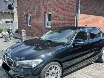 Gebraucht BMW 116 Advantage 116 PS (85 kW) 2016 Schwarz Kleinwagen
