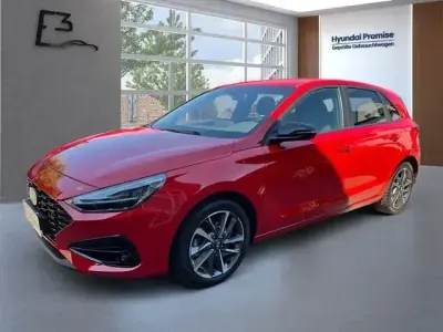 Gebraucht Hyundai i30 Advantage 115 PS (84 kW) 2025 Rot Limousine