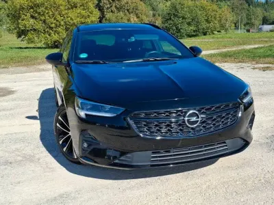 Occasion Opel Insignia Ultimate 174 ch (127 kW) 2021 Noir Break