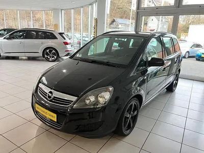 Usata Opel Zafira Family 140 CV (102 kW) 2013 Nero Monovolume