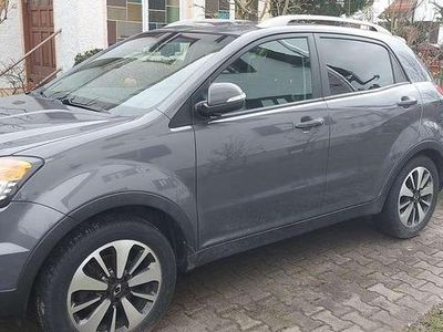 Gebraucht Ssangyong (KGM) Korando Crystal 150 PS (110 kW) 2015 Grau SUV