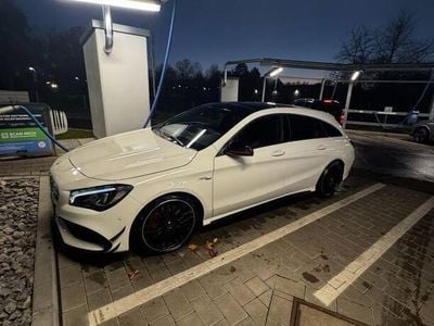 Mercedes CLA45 AMG