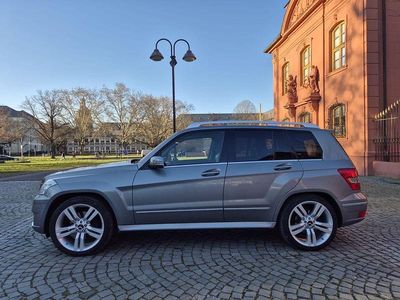 Gebraucht Mercedes GLK300 231 PS (169 kW) 2011 SUV