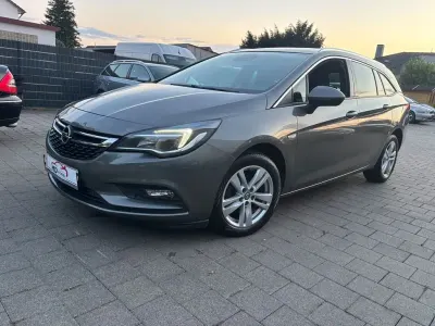 Gebraucht Opel Astra 110 PS (80 kW) 2017 Grau Limousine