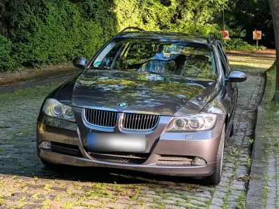 Gebraucht BMW 325 Sport Line 197 PS (144 kW) 2007 Grau Kombi