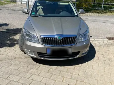 Brugt Skoda Octavia Elegance 105 HK (77 kW) 2011 Beige Stationcar