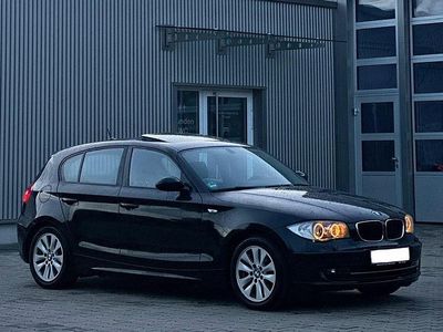 Schwarz Gebraucht 2010 BMW 116 Kleinwagen | 3.400 € (Fairer Preis)