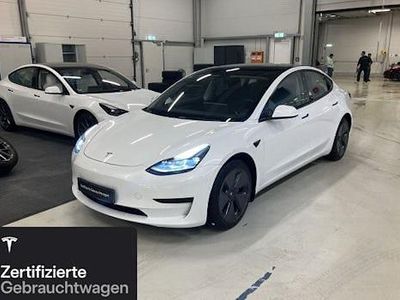 Weiß Gebraucht 2021 Tesla Model 3 Standard Range Limousine | 26.000 € (Fairer Preis)