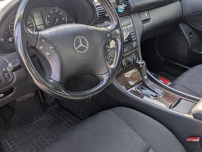 Mercedes C180