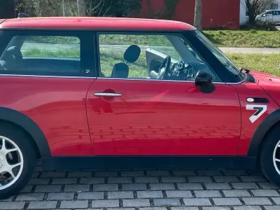 Brugt Mini Cooper Seven 90 HK (66 kW) 2006 Rød Hatchback