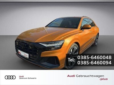 Gebraucht Audi Q8 Ambiente 286 PS (210 kW) 2023 Drachenorange metallic SUV