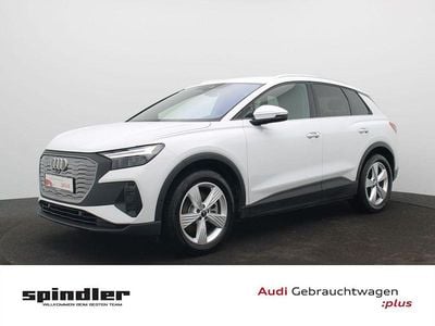 Gebraucht Audi Q4 e-tron Comfort 150 kW (204 PS) 2022 Gletscherweiß metallic SUV