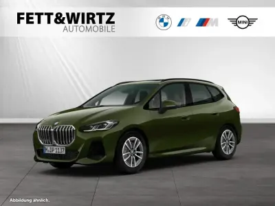 Gebraucht BMW 223 Active Tourer M Sport 211 PS (155 kW) 2025 Sanremo green metallic Van / Kleinbus