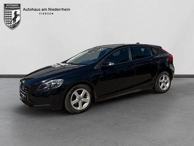 Second-hand Volvo V40 120 CP (88 kW) 2014 Negru Berlinǎ