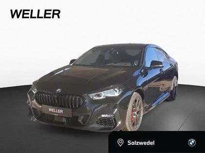 Black sapphire (schwarz) Gebraucht 2024 BMW 220 M Sport Coupé | 34.450 € (Guter Preis)