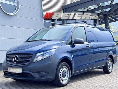 Blau (stahlblau) Gebraucht 2022 Mercedes Vito Van | 25.335 € (Superpreis)