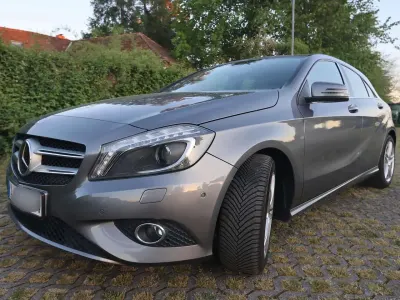 Brugt Mercedes A180 StreetStyle 122 HK (89 kW) 2015 Grå Sedan