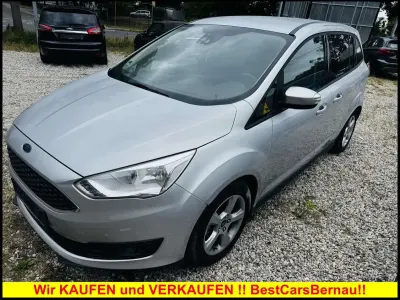 Gebraucht Ford Grand C-Max Titanium 150 PS (110 kW) 2019 Silber Van / Kleinbus