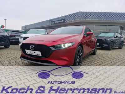 Gebraucht Mazda 3 Exclusive-Line 186 PS (136 kW) 2026 Rot Limousine