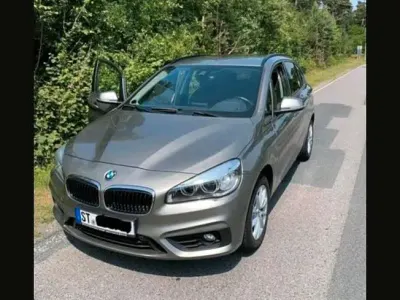 Używany BMW 220 Active Tourer Sport Line 192 KM (141 kW) 2015 Minivan