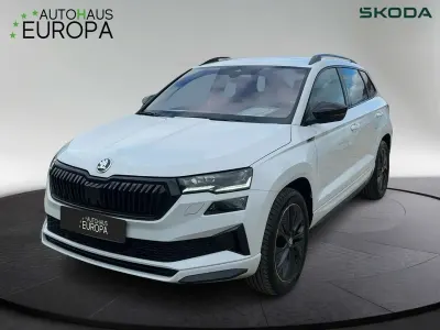 Gebraucht Skoda Karoq SportLine 190 PS (139 kW) 2023 Moon weiss metallic SUV
