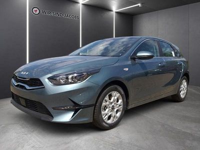 Grau Gebraucht 2025 Kia Ceed Vision Kleinwagen | 23.990 € (Fairer Preis)