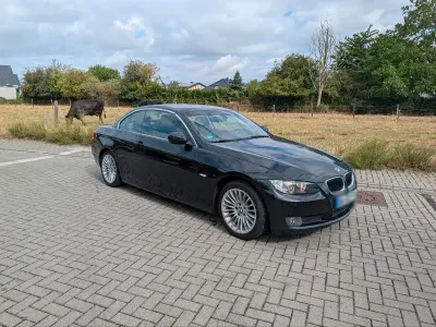 Gebraucht BMW 320 Cabriolet 184 PS (135 kW) 2011 Schwarz Cabrio