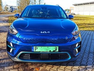 gebraucht Kia e-Niro 64kWh 204KM Rich-Version Schöne Farbe Neues Logo