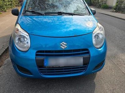 Usado Suzuki Alto 69 HP (50 kW) 2013 Azul Citadino