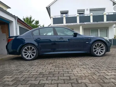 Gebraucht BMW M5 507 PS (372 kW) 2005 Andere farben Limousine
