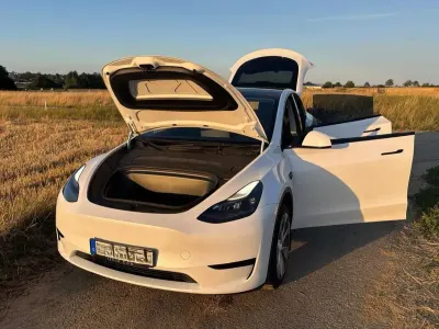Gebraucht Tesla Model Y RWD 219 kW (299 PS) 2023 Weiß SUV