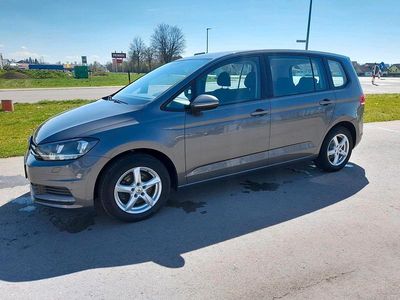 Usata VW Touran 110 CV (80 kW) 2015 Grigio Monovolume