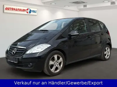 Gebraucht Mercedes A160 82 PS (60 kW) 2012 Schwarz Limousine